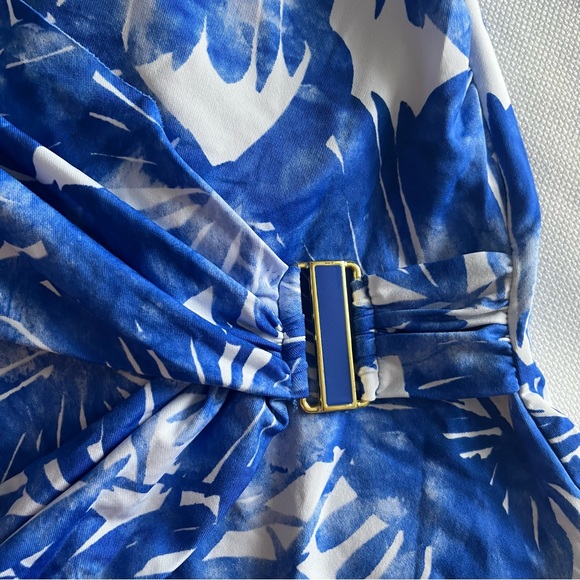 Trina Turk Women's Standard Basque Asymmetrical One
Piece Size 10 - Picture 8 of 12